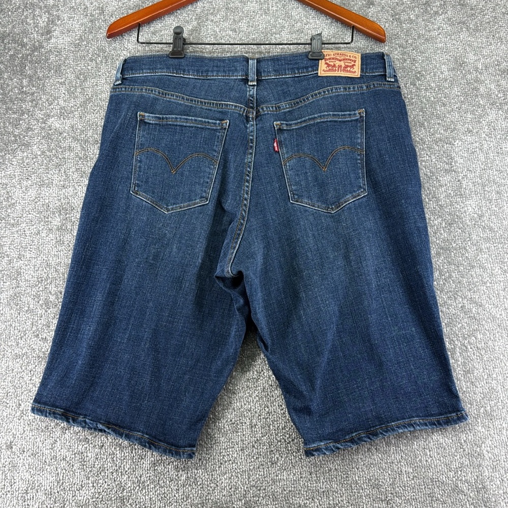 Levis Blue Jean Denim Shorts Classic Bermuda Womens Size 32 Mid Rise - Picture 2 of 10